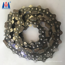 High efficiency concrete saw chain cutting wall brick